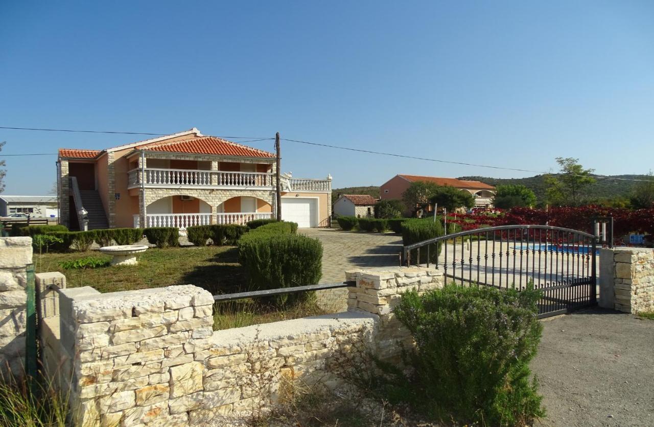 Villa Laura With Pool, Budak, Zadar County Stankovci  Exterior foto